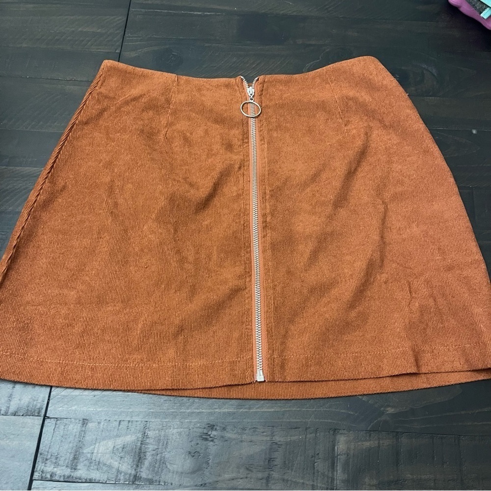 SHEIN‎ Brown corduroy Skirt - Picture 2 of 3